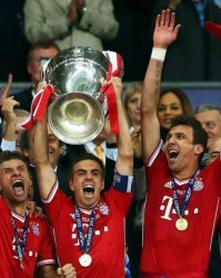  拜仁慕尼黑冠军底蕴深厚，逆境中扳平保持争冠主动权