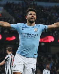  纽卡斯尔爆冷击败曼联，喜鹊战术完美执行  